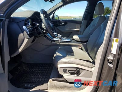 Zdjęcie 7 z 14 samochodu: 2020 AUDI Q7 VIN:WA1LXAF75LD004555 - miniatura
