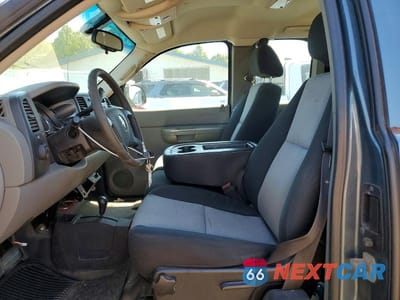 Zdjęcie 7 z 12 samochodu: 2008 CHEVROLET SILVERADO K2500 HEAVY DUTY VIN:1GCHK29K18E129456 - miniatura