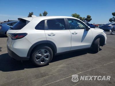 Trzecie zdjęcie samochodu z tyłu: 2026 HONDA HR-V LX VIN:3CZRZ1H34TM734461 - miniatura
