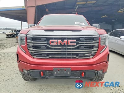 Piąte zdjęcie samochodu w środku: 2023 GMC SIERRA K1500 AT4 VIN:3GTUUEEL7PG318256 - miniatura