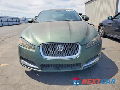 Piąte zdjęcie samochodu w środku: 2012 JAGUAR XF PORTFOLIO VIN:SAJWA0HB3CLS21531 - miniatura