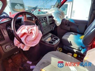 Zdjęcie 8 z 12 samochodu: 2016 GMC SAVANA CUTAWAY G3500 VIN:1GD07RFGXG1319605 - miniatura
