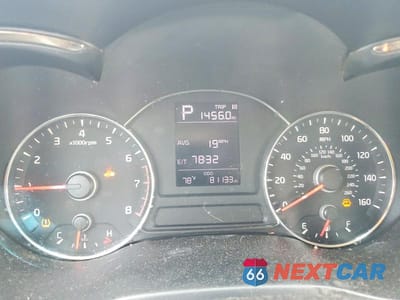Zdjęcie 9 z 12 samochodu: 2018 KIA FORTE LX VIN:3KPFK4A7XJE258798 - miniatura