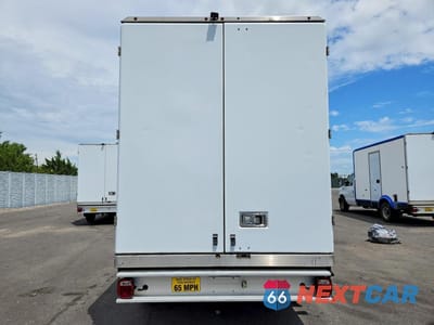 Zdjęcie 6 z 13 samochodu: 2023 FORD E350 REFRIGERATED BOX TRUCK VIN:1FDWE3FK5PDD09743 - miniatura