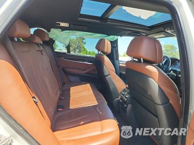 Zdjęcie 11 z 14 samochodu: 2015 BMW X5 XDRIVE35I VIN:5UXKR0C5XF0P05465 - miniatura