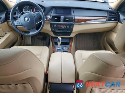Zdjęcie 8 z 12 samochodu: 2013 BMW X5 XDRIVE35D VIN:5UXZW0C50D0B94954 - miniatura