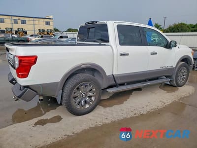 Trzecie zdjęcie samochodu z tyłu: 2018 NISSAN TITAN PLATINUM RESERVE VIN:1N6AA1E54JN545003 - miniatura