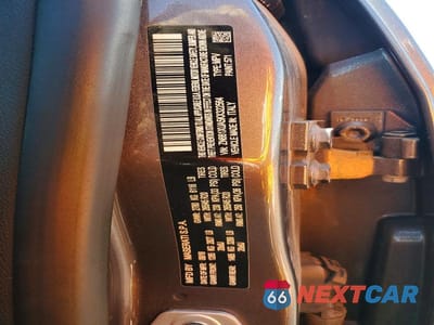 Zdjęcie 12 z 12 samochodu: 2019 MASERATI LEVANTE VIN:ZN661XUA5KX322564 - miniatura