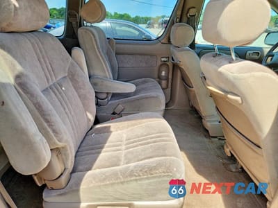 Zdjęcie 11 z 13 samochodu: 1999 TOYOTA SIENNA XLE VIN:4T3ZF13C7XU121986 - miniatura