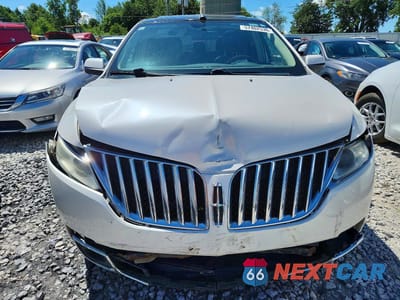 Piąte zdjęcie samochodu w środku: 2011 LINCOLN MKX VIN:2LMDJ8JK3BBJ22933 - miniatura