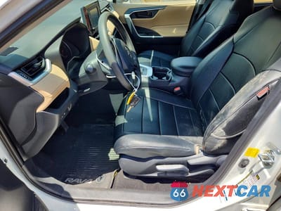 Zdjęcie 7 z 13 samochodu: 2019 TOYOTA RAV4 LE VIN:2T3G1RFV5KC027648 - miniatura