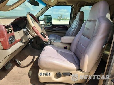 Zdjęcie 7 z 14 samochodu: 2003 FORD EXCURSION LIMITED VIN:1FMSU43F93EB12206 - miniatura