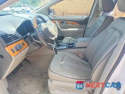Zdjęcie 7 z 13 samochodu: 2014 LINCOLN MKX VIN:2LMDJ6JK0EBL14092 - miniatura
