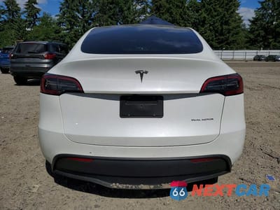 Zdjęcie 6 z 13 samochodu: 2025 TESLA MODEL Y VIN:7SAYGAEE7SF302773 - miniatura