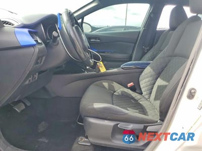 Zdjęcie 7 z 13 samochodu: 2021 TOYOTA C-HR XLE VIN:NMTKHMBX4MR124826 - miniatura