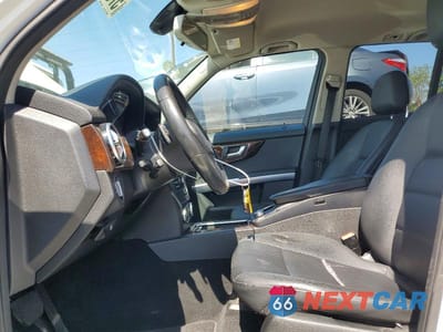 Zdjęcie 7 z 13 samochodu: 2015 MERCEDES-BENZ GLK 350 VIN:WDCGG5HB4FG413031 - miniatura