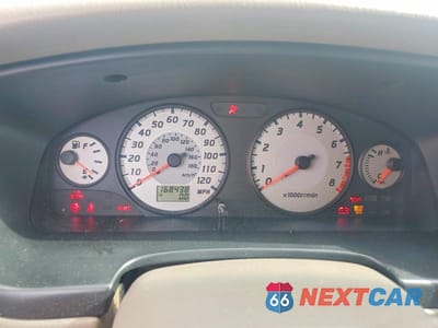 Zdjęcie 9 z 12 samochodu: 2001 NISSAN PATHFINDER SE VIN:JN8DR09Y51W610382 - miniatura
