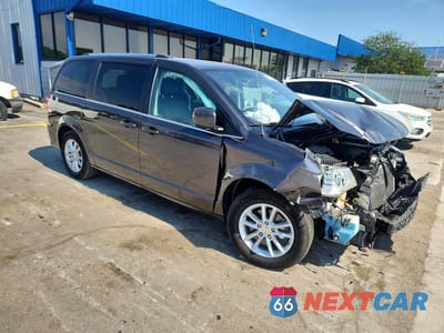 Czwarte zdjęcie samochodu z boku: 2018 DODGE GRAND CARAVAN SXT VIN:2C4RDGCG3JR177565 - miniatura