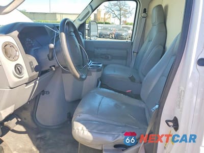 Zdjęcie 7 z 13 samochodu: 2013 FORD ECONOLINE E250 VAN VIN:1FTNE2EL8DDA07279 - miniatura