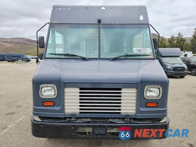 Piąte zdjęcie samochodu w środku: 2020 FORD F59 DELIVERY TRUCK VIN:1F65F5KN6L0A05074 - miniatura