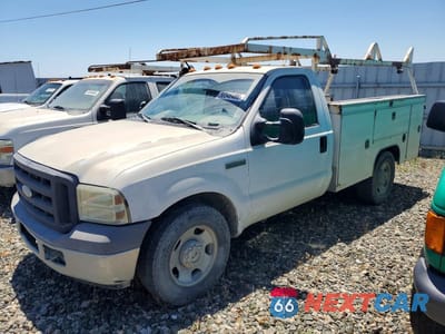 2005 FORD F350 SRW SUPER DUTY 1FDWF34595EC38449 - główne zdjęcie licytacji z USA - miniatura