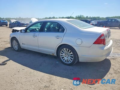 Drugie zdjęcie samochodu z przodu: 2010 FORD FUSION HYBRID VIN:3FADP0L32AR381361 - miniatura