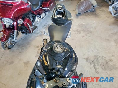 Piąte zdjęcie samochodu w środku: 2007 SUZUKI GSX-R600 VIN:JS1GN7DA272118314 - miniatura