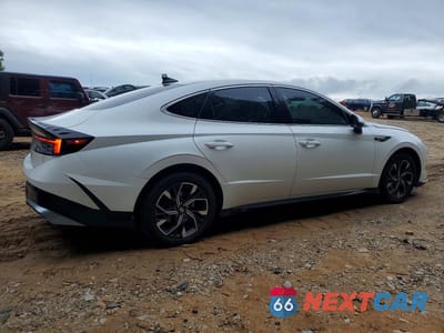 Trzecie zdjęcie samochodu z tyłu: 2024 HYUNDAI SONATA SEL VIN:KMHL64JA0RA403134 - miniatura