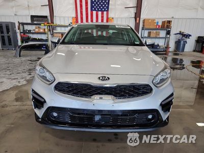 Piąte zdjęcie samochodu w środku: 2019 KIA FORTE S VIN:3KPF34AD9KE066065 - miniatura