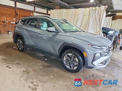 Czwarte zdjęcie samochodu z boku: 2026 HYUNDAI TUCSON SEL VIN:5NMJBCDE7TH669201 - miniatura