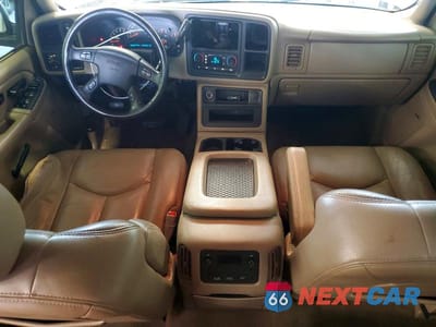 Zdjęcie 8 z 13 samochodu: 2005 GMC NEW SIERRA K1500 VIN:2GTEK13T651310984 - miniatura
