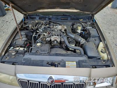 Zdjęcie 11 z 12 samochodu: 2001 MERCURY GRAND MARQUIS LS VIN:2MEFM75W01X679466 - miniatura