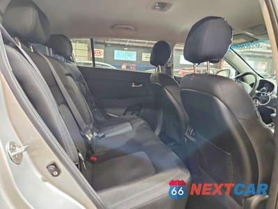 Zdjęcie 11 z 13 samochodu: 2016 KIA SPORTAGE LX VIN:KNDPBCAC0G7873364 - miniatura
