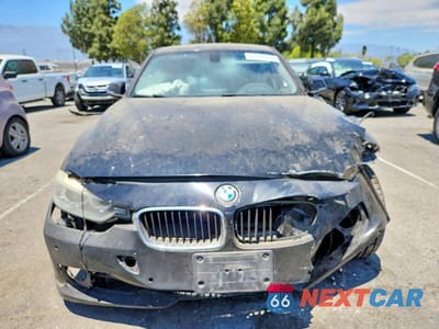 Piąte zdjęcie samochodu w środku: 2013 BMW 328 I SULEV VIN:WBA3C1C58DF444261 - miniatura