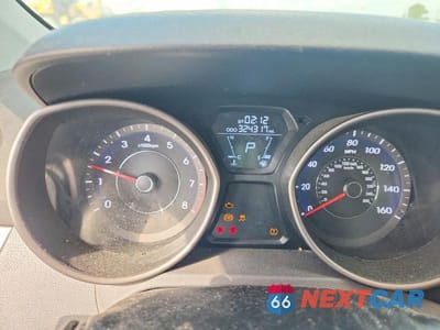 Zdjęcie 9 z 12 samochodu: 2013 HYUNDAI ELANTRA GLS VIN:5NPDH4AE8DH305721 - miniatura
