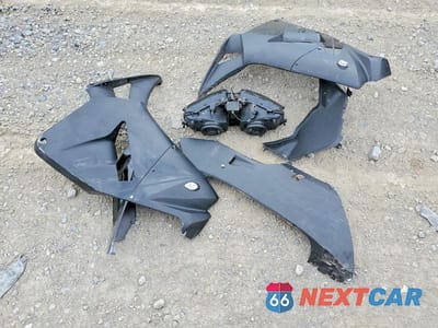 Zdjęcie 8 z 9 samochodu: 2005 HONDA CBR600 RR VIN:JH2PC37015M207906 - miniatura