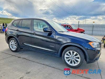 Czwarte zdjęcie samochodu z boku: 2014 BMW X3 XDRIVE28I VIN:5UXWX9C51E0D18218 - miniatura