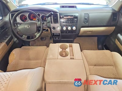 Zdjęcie 8 z 12 samochodu: 2011 TOYOTA TUNDRA DOUBLE CAB SR5 VIN:5TFUM5F10BX023887 - miniatura