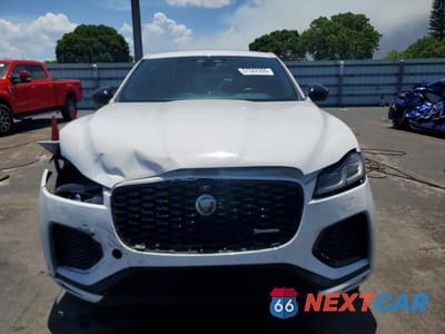 Piąte zdjęcie samochodu w środku: 2024 JAGUAR F-PACE R-DYNAMIC S VIN:SADCT2EX3RA736030 - miniatura