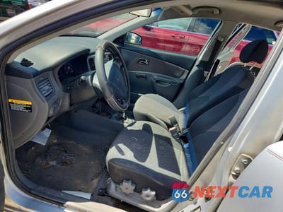 Zdjęcie 7 z 12 samochodu: 2006 KIA RIO 5 VIN:KNADE163866089250 - miniatura