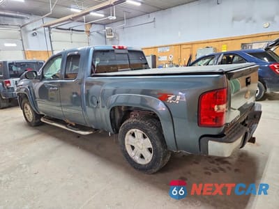 Drugie zdjęcie samochodu z przodu: 2007 CHEVROLET SILVERADO K1500 VIN:2GCEK19J371722157 - miniatura