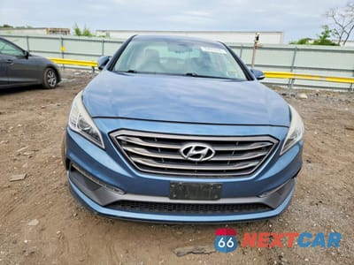Piąte zdjęcie samochodu w środku: 2017 HYUNDAI SONATA SPORT VIN:5NPE34AF5HH440785 - miniatura