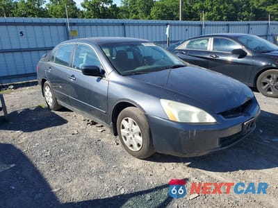 Czwarte zdjęcie samochodu z boku: 2003 HONDA ACCORD LX VIN:1HGCM56393A117172 - miniatura