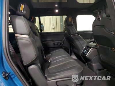 Zdjęcie 11 z 14 samochodu: 2023 RIVIAN R1S ADVENTURE VIN:7PDSGABA4PN016806 - miniatura