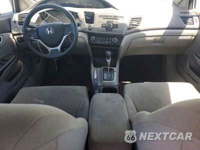 Zdjęcie 8 z 12 samochodu: 2012 HONDA CIVIC VIN:2HGFB2F53CH564018 - miniatura
