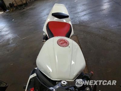 Piąte zdjęcie samochodu w środku: 2003 YAMAHA YZFR6 L VIN:JYARJ06EX3A004994 - miniatura