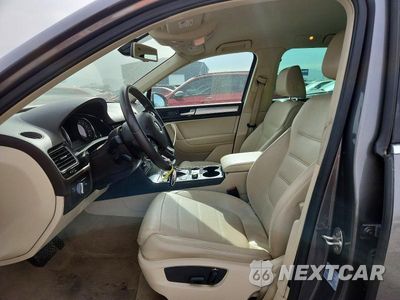 Zdjęcie 7 z 12 samochodu: 2013 VOLKSWAGEN TOUAREG V6 VIN:WVGEF9BPXDD003209 - miniatura
