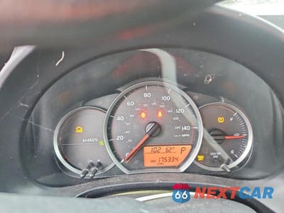 Zdjęcie 9 z 13 samochodu: 2012 TOYOTA YARIS 5-DOOR L VIN:JTDKTUD38CD514378 - miniatura
