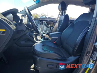 Zdjęcie 7 z 13 samochodu: 2014 HYUNDAI TUCSON SE VIN:KM8JUCAG5EU859425 - miniatura