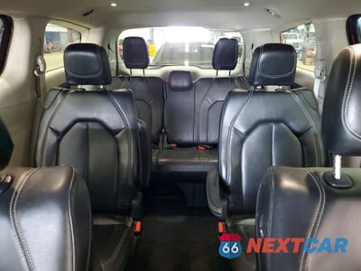 Zdjęcie 10 z 13 samochodu: 2020 CHRYSLER VOYAGER LXI VIN:2C4RC1DG2LR164338 - miniatura